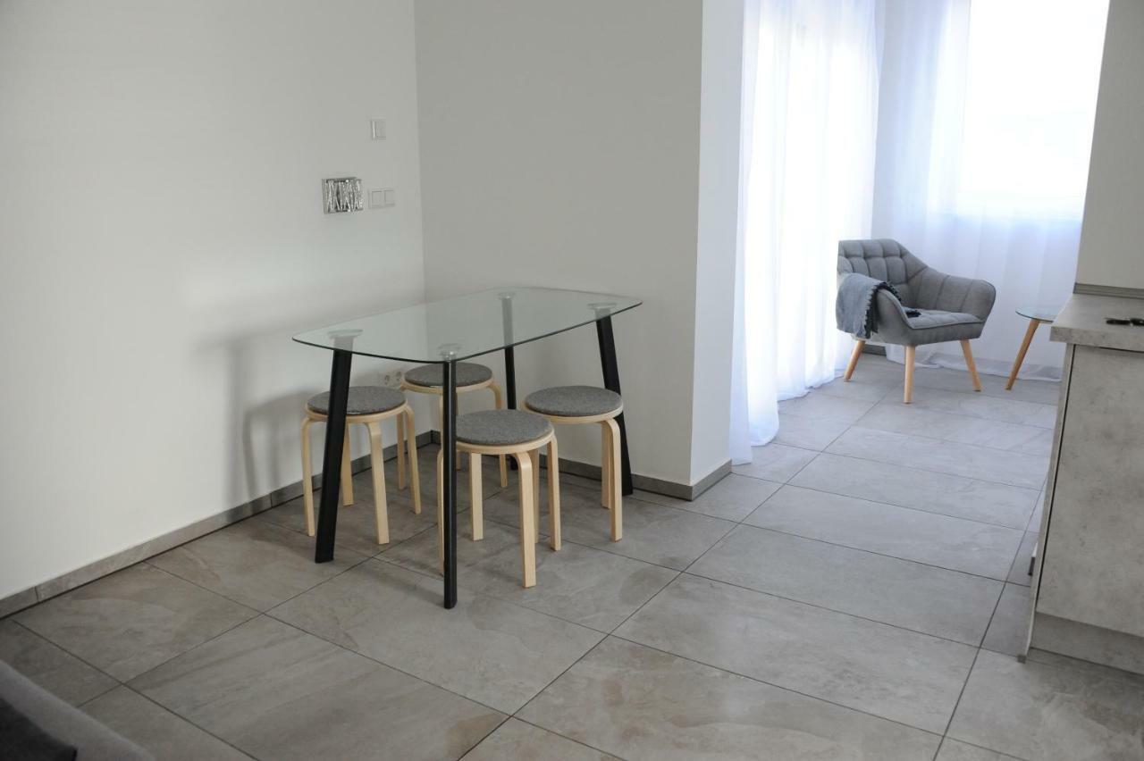 Kleine Studio-Wohnung, Kontaktloser Check-In Meckenbeuren Exterior foto